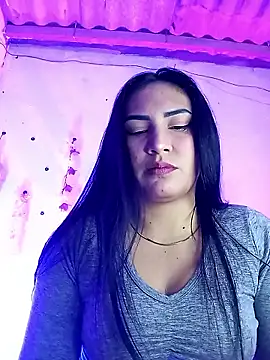 Emy cutee online show from January 9, 2026, 12:56 pm