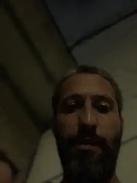 Calientesensible online show from April 9, 2026, 2:13 am