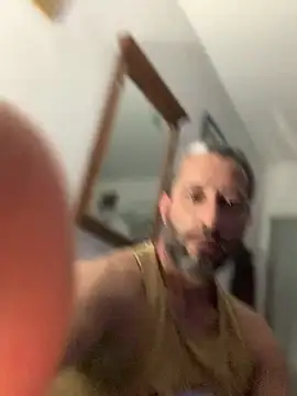 Calientesensible online show from February 22, 2026, 6:27 am