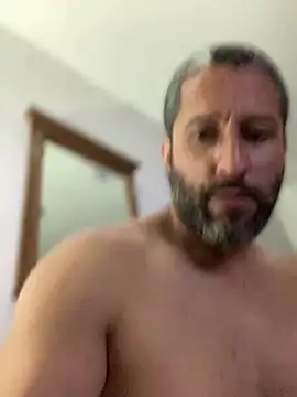 Calientesensible online show from March 1, 2026, 11:05 pm