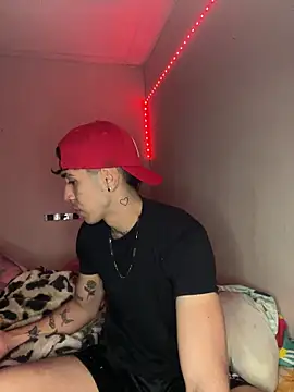 Snapshot of wil_hot chatting on November 29, 2025, 5:07 am wil hot online show from November 29, 2025, 5:07 am