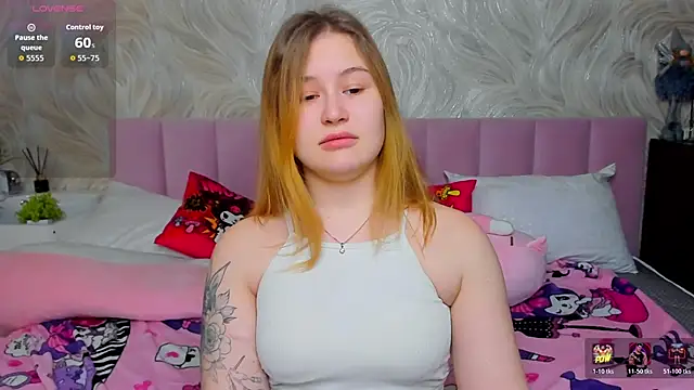 MilanaXHoney online show from December 19, 2025, 1:20 am