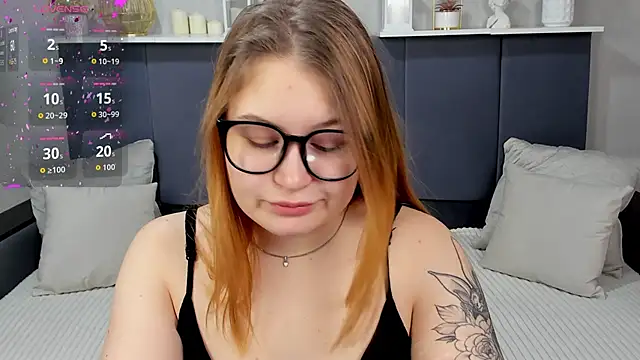 Snapshot of MilanaXHoney chatting on March 12, 2026, 12:49 am MilanaXHoney online show from March 12, 2026, 12:49 am