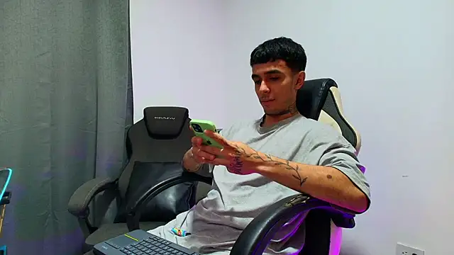 liorvante online show from February 3, 2026, 3:26 am