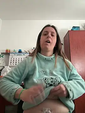 Sareyxon online show from March 11, 2026, 8:30 am