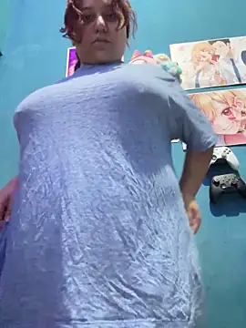 Snapshot of Kittysweet2001 chatting on December 23, 2025, 7:18 am Kittysweet2001 online show from December 23, 2025, 7:18 am