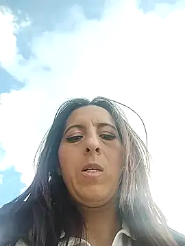 AlessiaRinaldi  online show from February 18, 2026, 8:49 pm