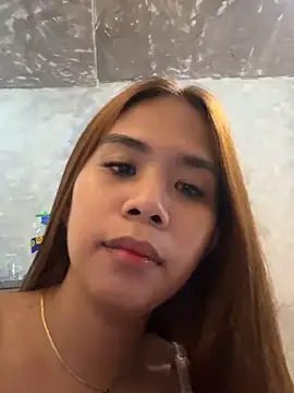 Margaux4U online show from April 28, 2026, 7:02 am