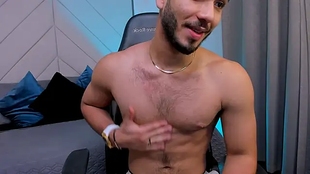 Franco banderas online show from January 15, 2026, 7:28 pm