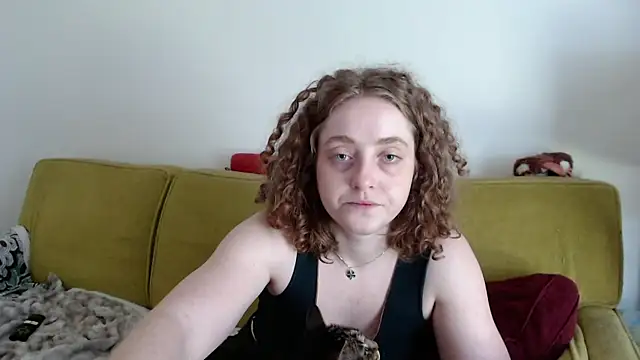 Snapshot of DeliaBlew chatting on May 30, 2026, 2:12 pm DeliaBlew online show from May 30, 2026, 2:12 pm