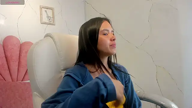 Cherrybombs  online show from February 17, 2026, 12:46 pm