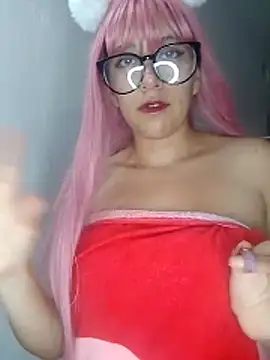 RoxieHart05 online show from April 14, 2026, 4:17 am