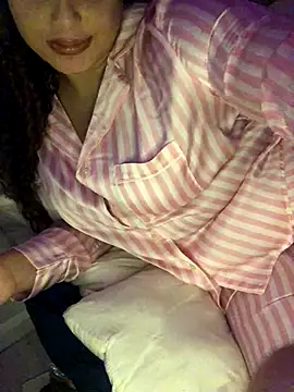 mayawestt online show from November 29, 2025, 10:10 pm