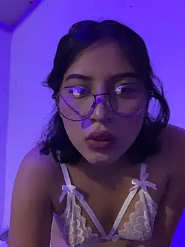 Arely-L1 online show from March 5, 2026, 5:37 am