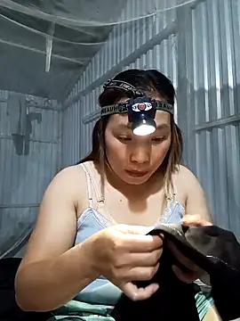 Evelyn-n online show from March 25, 2026, 12:26 pm