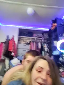 xKittenPawz online show from January 17, 2026, 9:24 am