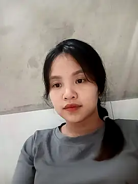 Snapshot of Pretty-haert chatting on April 23, 2026, 2:51 pm Pretty-haert online show from April 23, 2026, 2:51 pm