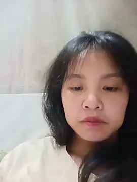 Snapshot of Pretty-haert chatting on May 19, 2026, 2:35 pm Pretty-haert online show from May 19, 2026, 2:35 pm