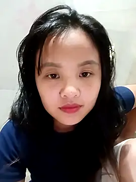 Snapshot of Pretty-haert chatting on May 12, 2026, 5:15 am Pretty-haert online show from May 12, 2026, 5:15 am