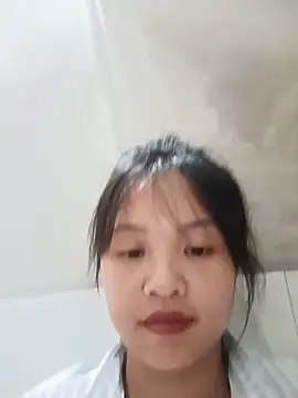 Pretty-haert online show from July 17, 2026, 4:04 pm