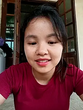 Pretty-haert online show from April 8, 2026, 3:52 am