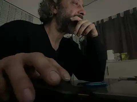 Snapshot of Petebulimia chatting on May 28, 2026, 10:00 am Petebulimia online show from May 28, 2026, 10:00 am