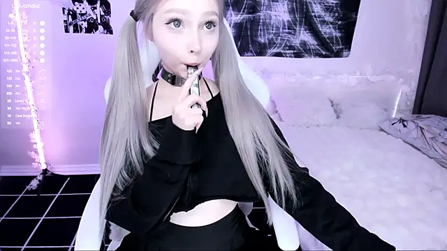 lyric4 online show from February 23, 2026, 2:35 am