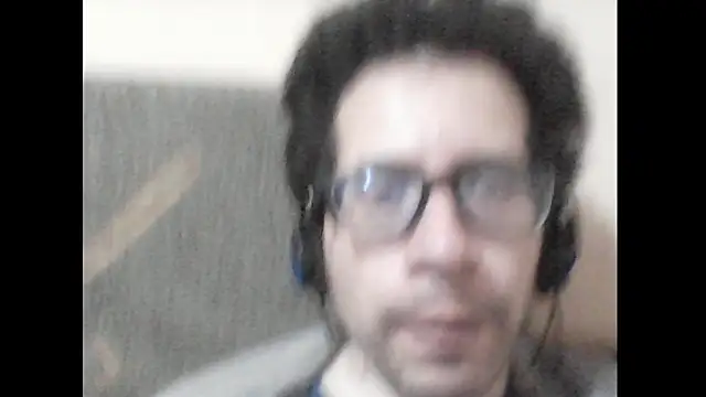 TonyoGuerrero online show from December 2, 2025, 6:31 pm