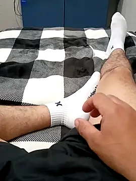 Lalin2323 online show from February 17, 2026, 11:57 pm