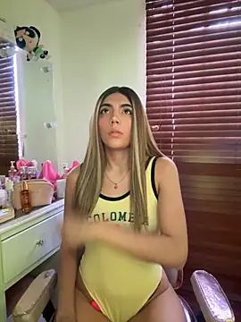 LadyCandy25 online show from December 1, 2025, 10:21 pm