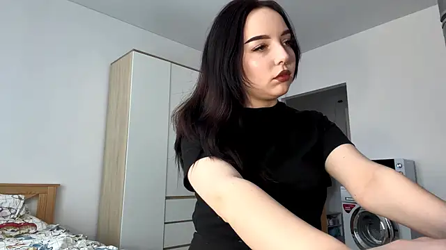 WhiteNoiseJoy online show from December 22, 2025, 9:09 am