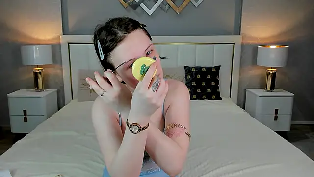 Snapshot of YONA_WINK chatting on February 20, 2026, 8:55 pm YONA WINK online show from February 20, 2026, 8:55 pm