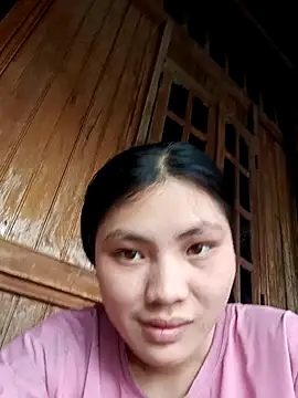 Snapshot of Hilary-123 chatting on May 6, 2026, 1:42 am Hilary-123 online show from May 6, 2026, 1:42 am