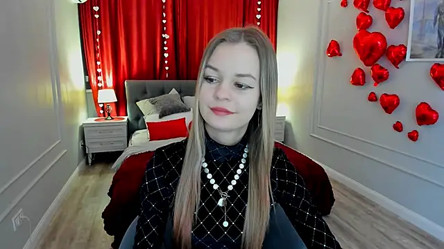 MidnighteAura online show from February 14, 2026, 8:09 pm