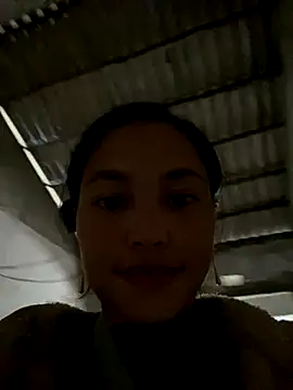 Snapshot of Lilik2 chatting on December 4, 2025, 8:02 am Lilik2 online show from December 4, 2025, 8:02 am