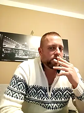 Chiemsee610 online show from December 2, 2025, 7:48 pm