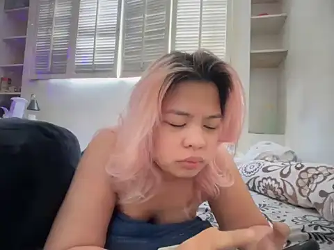 Snapshot of Tina_Slick chatting on May 22, 2026, 2:53 am Tina Slick online show from May 22, 2026, 2:53 am
