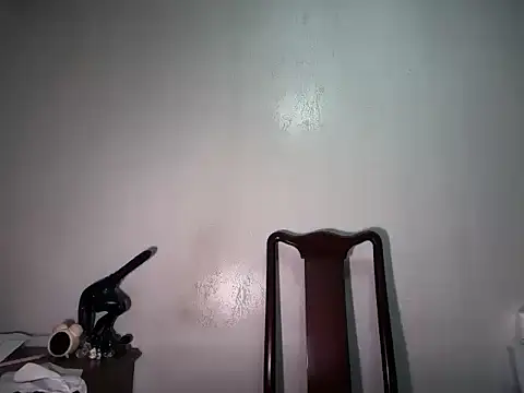 Snapshot of Tina_Slick chatting on June 27, 2026, 12:22 pm Tina Slick online show from June 27, 2026, 12:22 pm