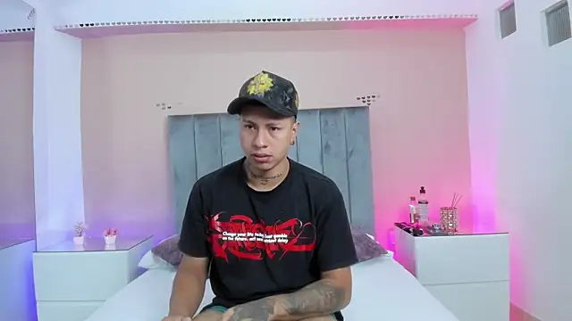 Snapshot of kaylaa_sex chatting on January 17, 2026, 1:15 pm kaylaa sex online show from January 17, 2026, 1:15 pm