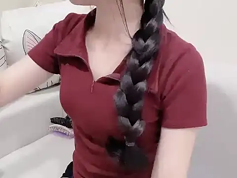 Yuyu-baobei online show from May 25, 2026, 6:39 pm