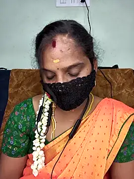 Tamil Pallavi online show from April 15, 2026, 5:17 pm