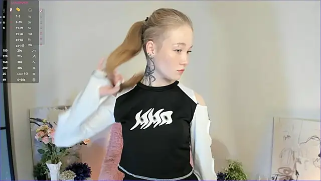 MaireLanda online show from January 18, 2026, 4:05 am