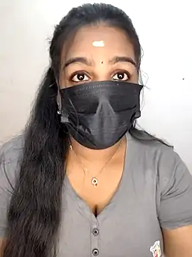 Snapshot of Tamil_Shara chatting on February 25, 2026, 5:13 pm Tamil Shara online show from February 25, 2026, 5:13 pm