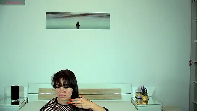 SiennaLuxexx online show from December 19, 2025, 6:10 pm