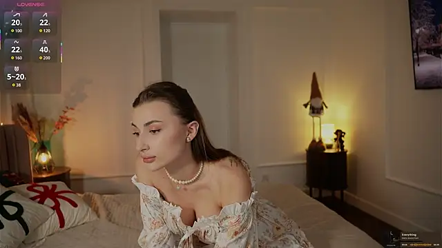 Snapshot of aestheticsdelya chatting on December 3, 2025, 4:39 pm aestheticsdelya online show from December 3, 2025, 4:39 pm