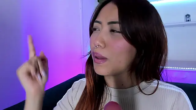 Saelivrae online show from April 9, 2026, 10:49 pm