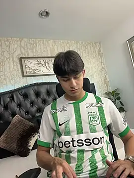 Lander Cruz online show from February 4, 2026, 7:53 pm