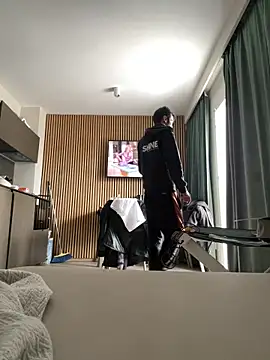 andresbale online show from February 11, 2026, 12:05 pm