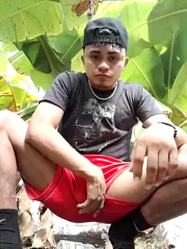 youngboypiss online show from December 3, 2025, 1:10 pm