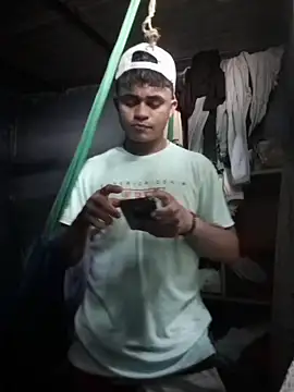 youngboypiss online show from December 20, 2025, 8:01 pm